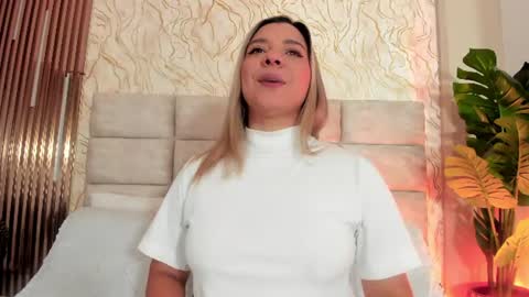 gaia_stonne online show from July 27, 12:46 pm