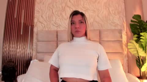 gaia_stonne online show from June 22, 11:50 am