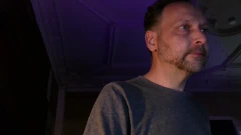 galadriel869 online show from May 31, 9:05 pm