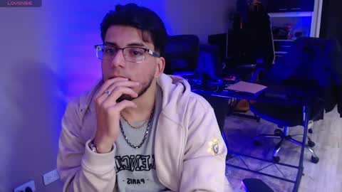 Gabriel online show from April 25, 4:58 am