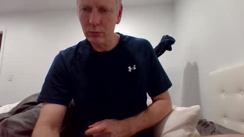 gamerboy200 online show from December 18, 3:35 am