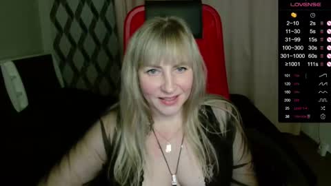 Janette online show from November 16, 9:28 pm