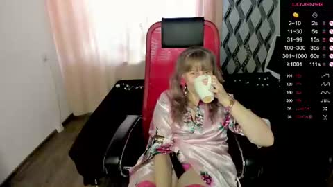 Janette online show from June 18, 5:46 am