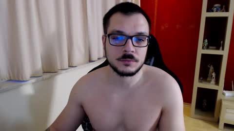 GangstaLover online show from January 10, 5:35 am