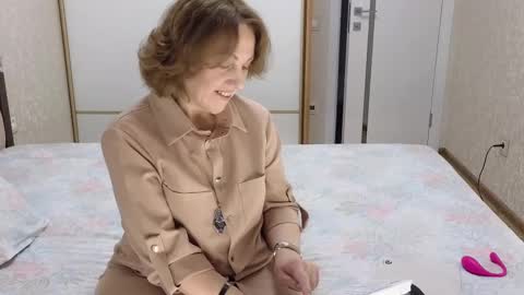 Ava online show from March 11, 8:19 am