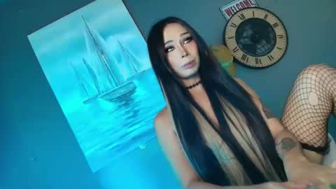 Anya online show from April 27, 9:45 pm