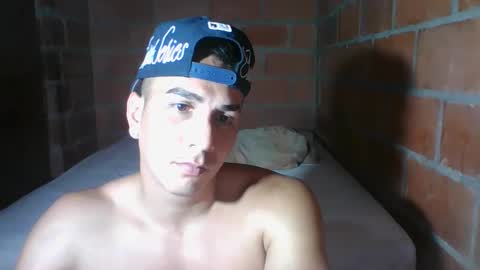 gattitosexy_95 online show from September 30, 4:56 am