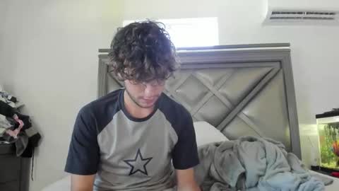 Snapshot of gayndepressed chatting on October 13, 7:49 pm Trace online show from October 13, 7:49 pm