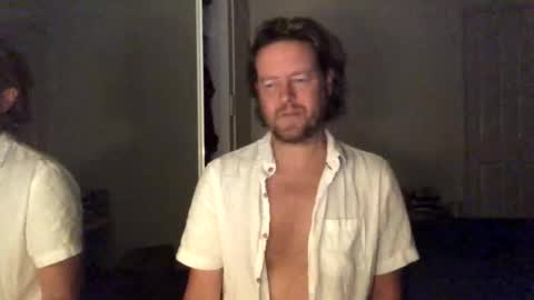 gcsurfer81 online show from May 3, 8:09 am