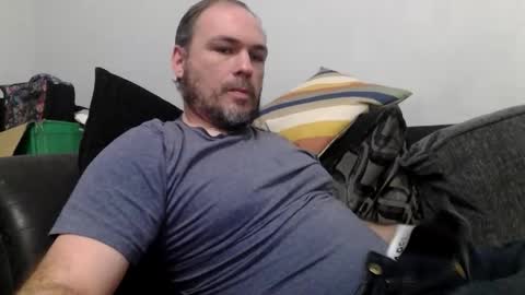 Snapshot of geddes4 chatting on October 23, 10:21 pm SIR online show from October 23, 10:21 pm