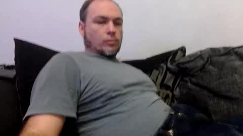 Snapshot of geddes4 chatting on October 3, 11:46 pm SIR online show from October 3, 11:46 pm