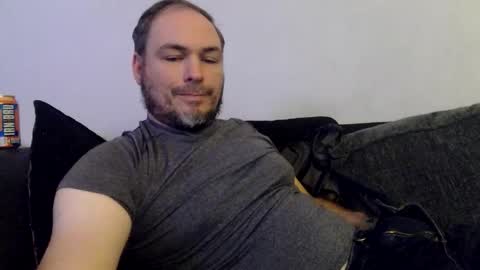 Snapshot of geddes4 chatting on October 25, 11:05 pm SIR online show from October 25, 11:05 pm