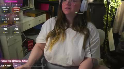 Snapshot of geeky_kitten chatting on October 3, 9:17 am Geeky Kitten Leina -  online show from October 3, 9:17 am