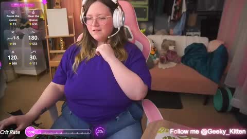Snapshot of geeky_kitten chatting on March 1, 6:13 am Geeky Kitten Leina -  online show from March 1, 6:13 am