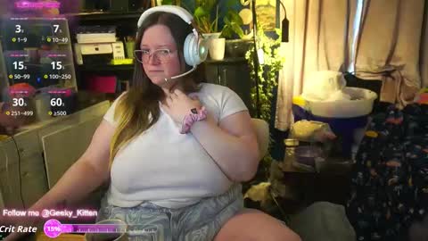 Snapshot of geeky_kitten chatting on October 10, 2:34 pm Geeky Kitten Leina -  online show from October 10, 2:34 pm