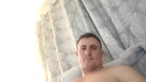 geelan532327 online show from December 9, 4:26 pm