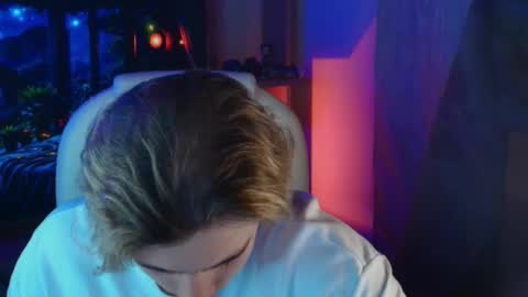 Gem Dominus online show from November 3, 1:17 am