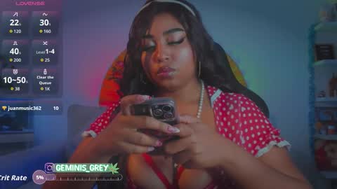 Snapshot of geminis_grey chatting on September 20, 3:20 am Geminis online show from September 20, 3:20 am