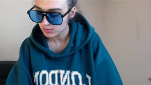Gemma online show from June 18, 9:14 am