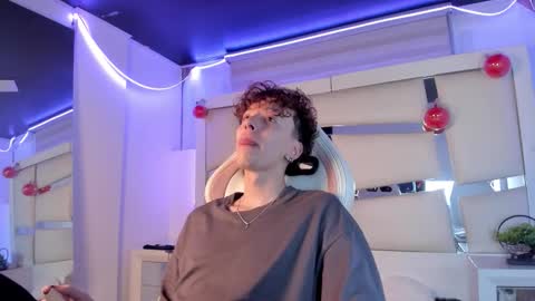 genesis_js online show from January 17, 4:55 am