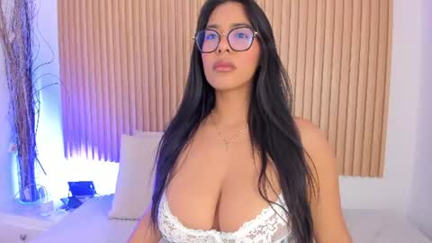     online show from June 27, 11:38 am