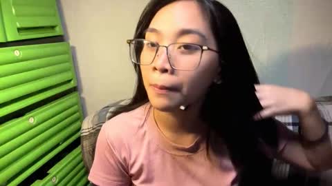 Yuki online show from February 22, 1:47 pm