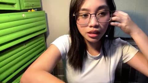 Yuki online show from February 25, 2:31 pm