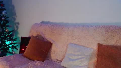 gentlemila online show from January 11, 11:35 pm