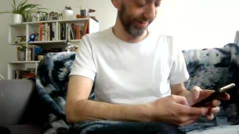 Geon online show from August 2, 5:37 pm