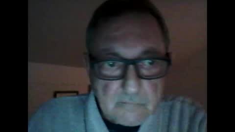 Snapshot of georg1412 chatting on September 29, 4:28 pm georg1412 online show from September 29, 4:28 pm