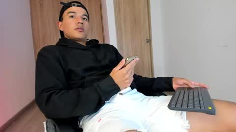 Jorge online show from June 5, 2:40 am
