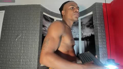 G E O R G E online show from December 20, 5:47 am