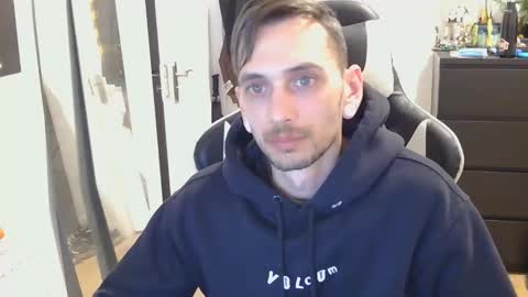 georgek0011 online show from February 11, 11:52 pm