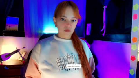 georgina_moschino online show from June 17, 3:33 am