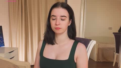 My name is Kelly online show from November 5, 3:19 am