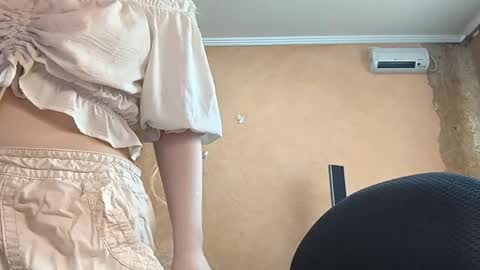 Kate online show from May 9, 10:38 pm