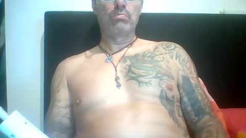 Snapshot of geteiltesleid chatting on October 7, 6:53 am Andaman online show from October 7, 6:53 am