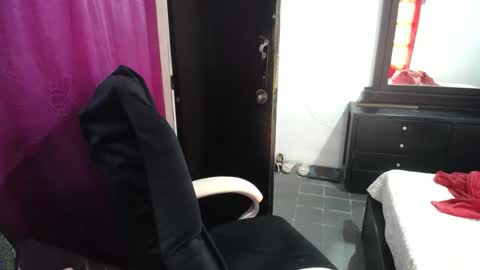 Snapshot of ggemas chatting on October 8, 2:45 pm ggemas online show from October 8, 2:45 pm