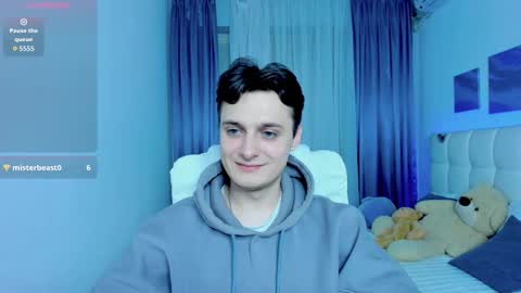 Alex online show from December 5, 4:16 pm