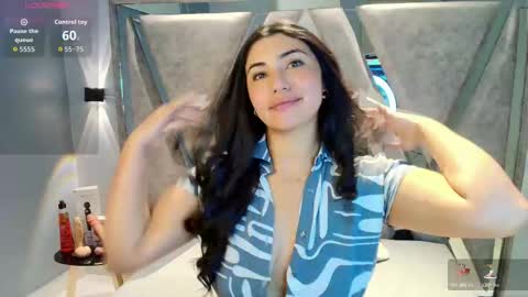 Danna Astrom online show from December 22, 4:25 pm