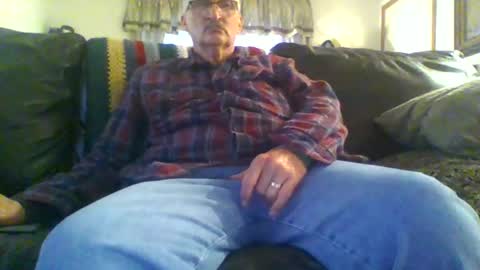 ghost2534 online show from April 26, 11:57 pm