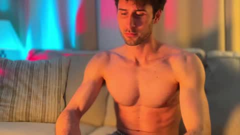 big boy ghost face online show from October 6, 12:50 am