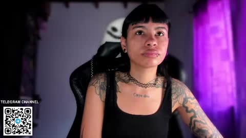 Sara online show from June 22, 5:09 pm