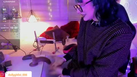 Allison  online show from April 30, 8:57 pm