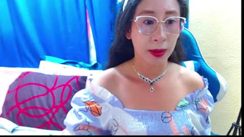 Gia  online show from July 21, 8:11 pm