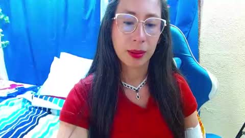 Gia  online show from June 20, 9:32 pm