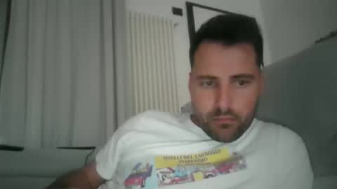 giacomo9669 online show from May 12, 11:19 am