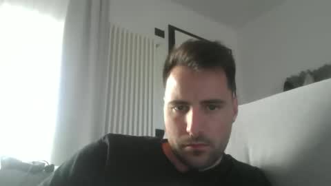 giacomo9669 online show from May 7, 4:46 pm