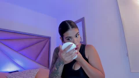 Gia  online show from July 18, 7:16 pm