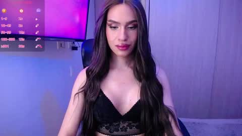 Gia Mint  online show from May 24, 2:41 am